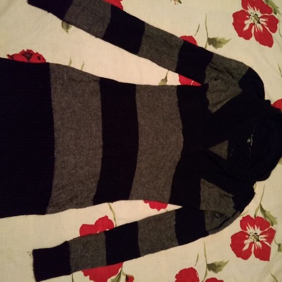 Women top le chateau - Picture 2 of 8